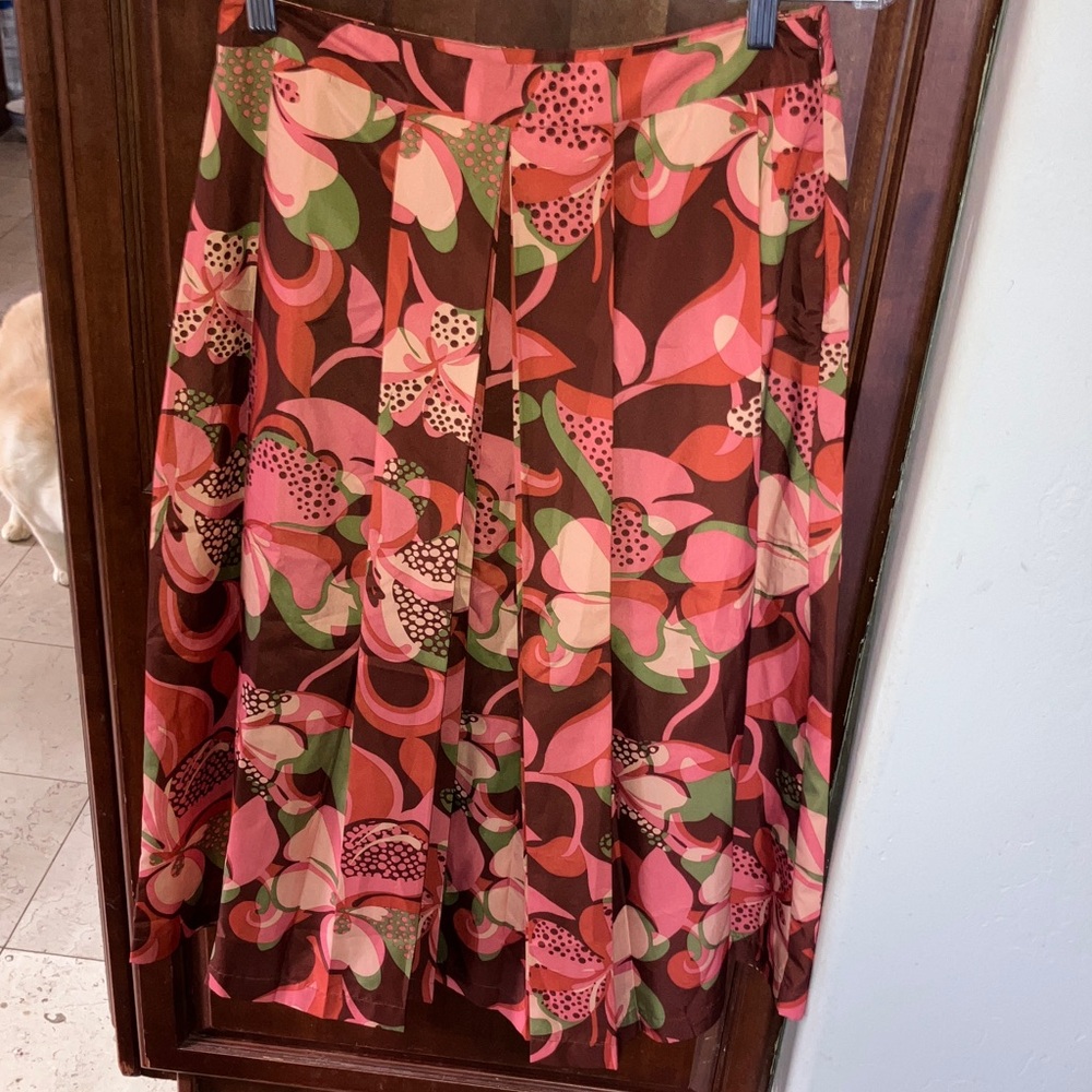Metrostyle Vibrant Floral A-Line Skirt - Pink and Green